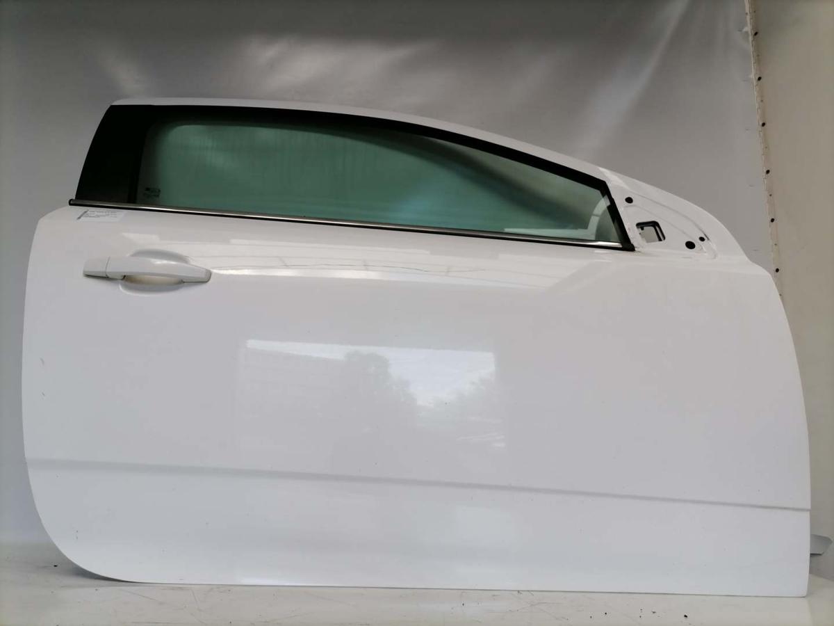 Opel Astra H GTC original T&uuml;r vorn rechts GQT Schneewei&szlig; Bj.2010